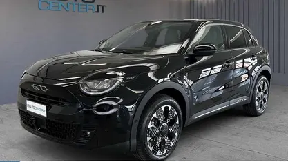 Begagnad Fiat 600 La Prima 110 HK (80 kW) 2025 Svart SUV