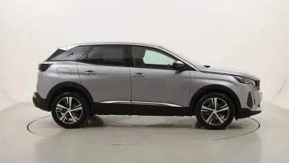 Usata Peugeot 3008 Allure 131 CV (96 kW) 2022 SUV