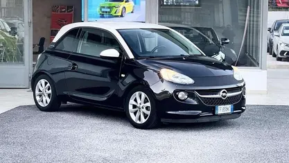Nero Usata 2016 Opel Adam Due volumi | 6900 € (Buon prezzo)