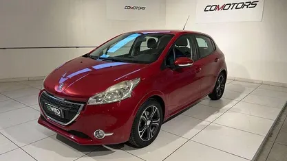 Usata Peugeot 208 Allure 82 CV (60 kW) 2017 Rosso Utilitaria