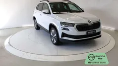 Bianco Usata 2022 Skoda Karoq Executive SUV | 20.900 € (Buon prezzo)