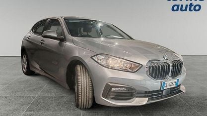Usado BMW 116 Advantage 116 HP (85 kW) 2022 Cinzento Citadino