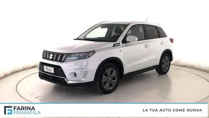 Usata Suzuki Vitara Cool 129 CV (94 kW) 2023 Bianco SUV