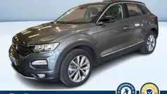 Grigio scuro metallizzato Usata 2018 VW T-Roc Style SUV | 16.200 € (Buon prezzo)