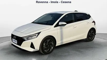 Usata Hyundai i20 83 CV (61 kW) 2022 Bianco Utilitaria
