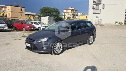 Usata Ford Focus Business Edition 116 CV (85 kW) 2014 Blu Station wagon