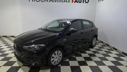 Usata 2024 Fiat Tipo | 20.900 € (Buon prezzo)