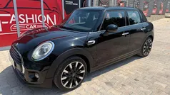 Nero Usata 2015 Mini Cooper Business Due volumi | 7900 € (Buon prezzo)