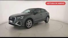 Grigio daytona perla Usata 2024 Audi Q2 S-Line SUV | 31.400 € (Buon prezzo)