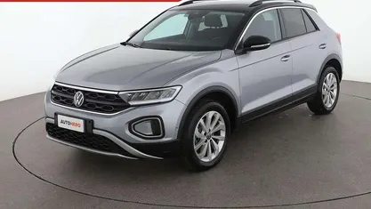 Käytetty VW T-Roc Edition 150 HP (110 kW) 2025 Hopea Katumaasturi