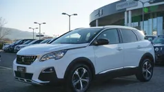 Snow /tetto volcano (bianco t Usata 2017 Peugeot 3008 Allure SUV | 15.900 € (Buon prezzo)