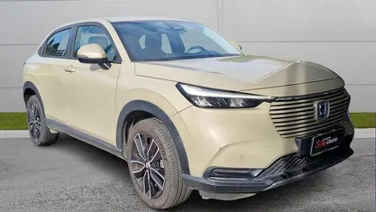 Usata Honda HR-V Elegance 106 CV (77 kW) 2022 Sand khaki pearl SUV