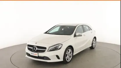 Usata Mercedes A180 110 CV (80 kW) 2018 Berlina