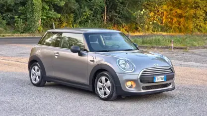Usata Mini ONE Hype 102 CV (75 kW) 2016 Marrone Utilitaria