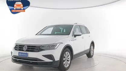 Pure white Usata 2022 VW Tiguan Life SUV | 26.000 € (Ottimo prezzo)