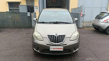 Usata Lancia Musa 77 CV (56 kW) 2010 Monovolume