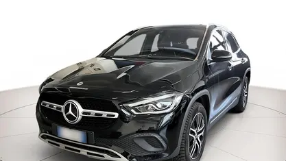 Usata Mercedes GLA200 150 CV (110 kW) 2021 SUV