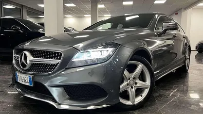 Grigio Usata 2016 Mercedes CLS220 Premium Station wagon | 16.900 €