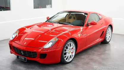 Usata Ferrari 599 620 CV (456 kW) 2006 Rosso Coupé