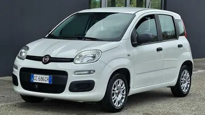 Usata Fiat Panda Easy 69 CV (50 kW) 2020 Bianco Utilitaria