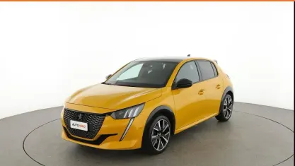 Usata Peugeot 208 GT 131 CV (96 kW) 2022 Giallo Utilitaria