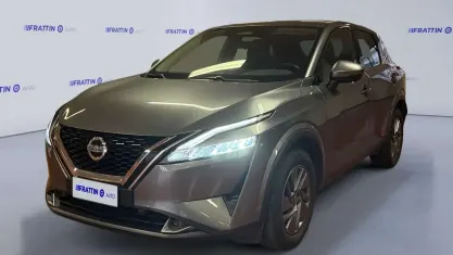 Usata Nissan Qashqai 163 CV (119 kW) 2022 Grigio scuro SUV