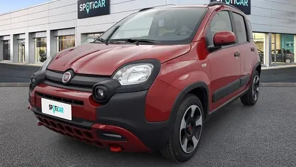 Rosso Usata 2024 Fiat Panda Cross Cross Due volumi | 14.980 € (Cara)