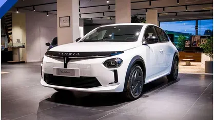 Bianco Usata 2024 Lancia Ypsilon Due volumi | 17.900 € (Ottimo prezzo)