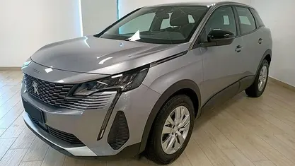 Gebraucht Peugeot 3008 Active 131 PS (96 kW) 2022 Grau SUV