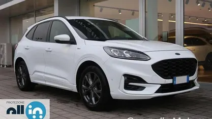 Bianco Usata 2021 Ford Kuga ST-Line X SUV | 17.900 € (Buon prezzo)
