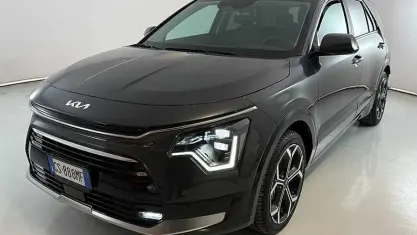 Usata Kia Niro 105 CV (77 kW) 2023 Grigio SUV