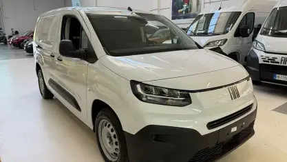 Nuova Fiat Doblò 102 CV (75 kW) 2026 Bianco Monovolume