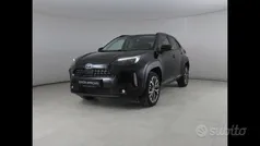 Nero Usata 2023 Toyota Yaris Cross Lounge SUV | 24.400 € (Buon prezzo)