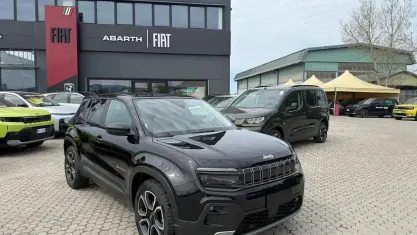 Usata Jeep Avenger 101 CV (74 kW) 2023 Nero SUV
