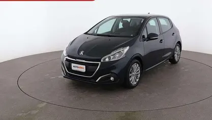 Grigio Usata 2019 Peugeot 208 Active Due volumi | 9799 € (Buon prezzo)