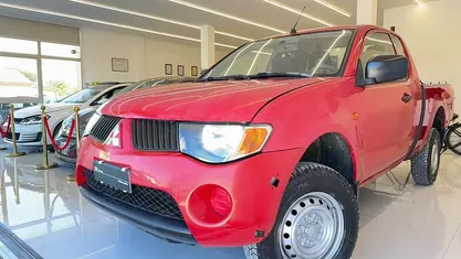 Usata Mitsubishi L200 Inform 136 CV (100 kW) 2007 Pick-up