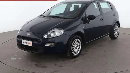 Blu/azzurro Usata 2015 Fiat Punto Street Due volumi | 7799 € (Buon prezzo)