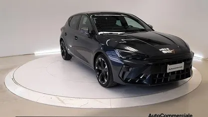 Usata Cupra Leon 150 CV (110 kW) 2025 Grigio scuro Utilitaria