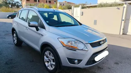 Usata Ford Kuga 136 CV (100 kW) 2009 Grigio SUV