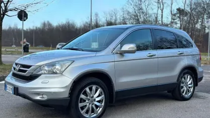 Usata Honda CR-V Advance 150 CV (110 kW) 2010 Argento SUV