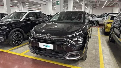 Usata 2024 Citroën C4 Tre volumi | 21.900 € (Buon prezzo)