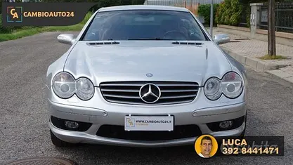 Usata Mercedes SL500 Elegance 306 CV (225 kW) 2004 Grigio metallizzato Cabrio