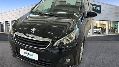 Begagnad Peugeot 108 Active 72 HK (52 kW) 2019 Svart Halvkombi