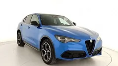 Grigio vesuvio Usata 2024 Alfa Romeo Stelvio Veloce SUV | 37.990 € (Ottimo prezzo)