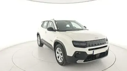 Usata Jeep Avenger Altitude 101 CV (74 kW) 2025 Bianco SUV