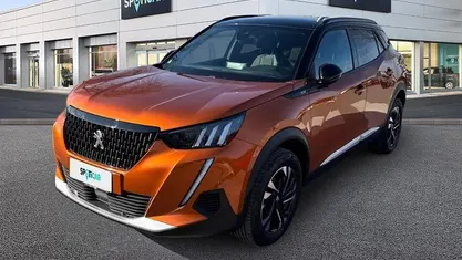 Usata Peugeot 2008 GT 131 CV (96 kW) 2023 SUV