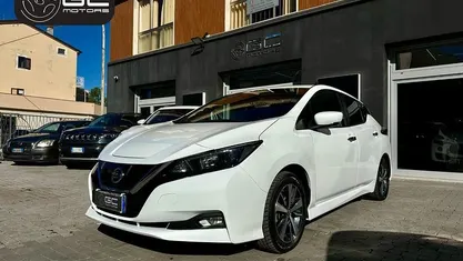 Usata Nissan Leaf Acenta 89 kW (122 CV) 2021 Bianco Utilitaria
