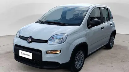 Usata Fiat Panda S 70 CV (51 kW) 2024 Bianco Berlina