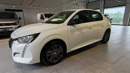 Usata Peugeot 208 Active 102 CV (75 kW) 2022 Bianco Utilitaria