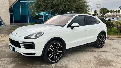 Bianco Usata 2019 Porsche Cayenne SUV | 59.900 € (Buon prezzo)